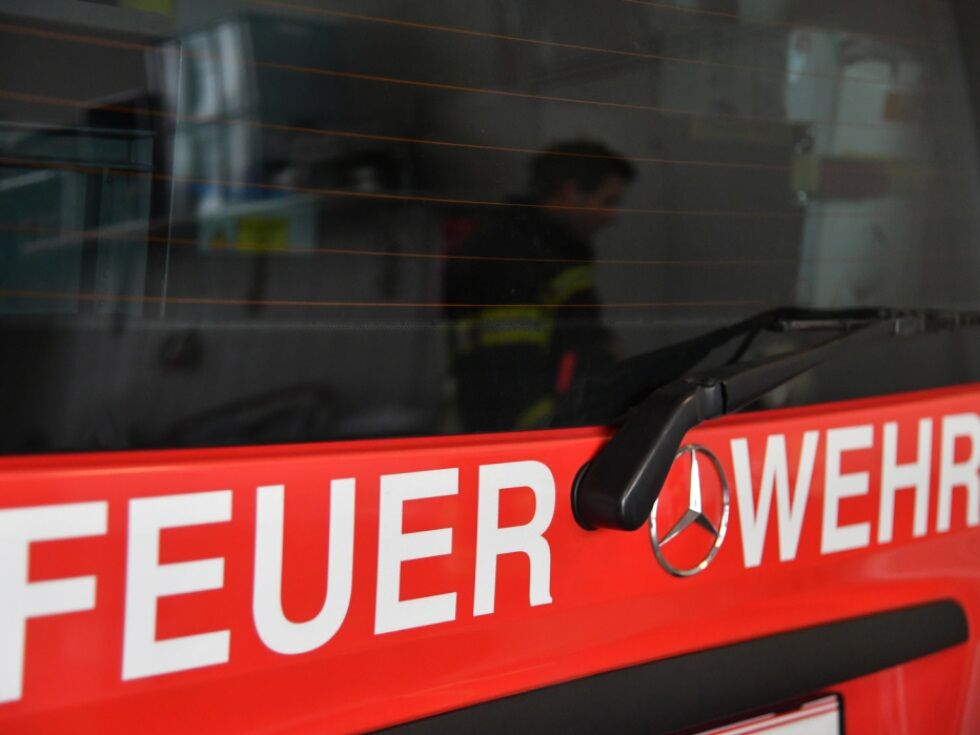 Muren führten zu Sperren im Tiroler Straßen- und Zugsverkehr