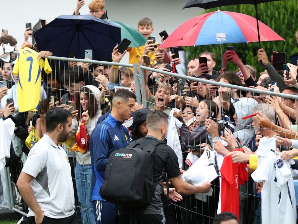 Nach Ankunft von Cristiano Ronaldo: Superstar erfüllte im Pinzgau Autogrammwünsche
