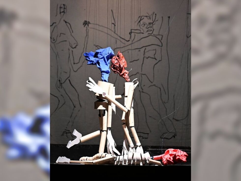 Nachtkritik: Einfach genial - "Die Geschichte vom Soldaten" im Marionettentheater bei den Salzburger Festspielen