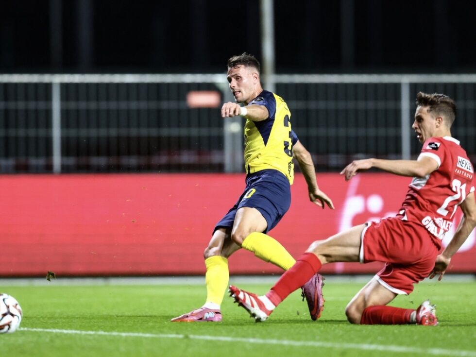 Wolfsburg in Magdeburg in pripravi na sezono, Florucz z zadetkom v Belgiji