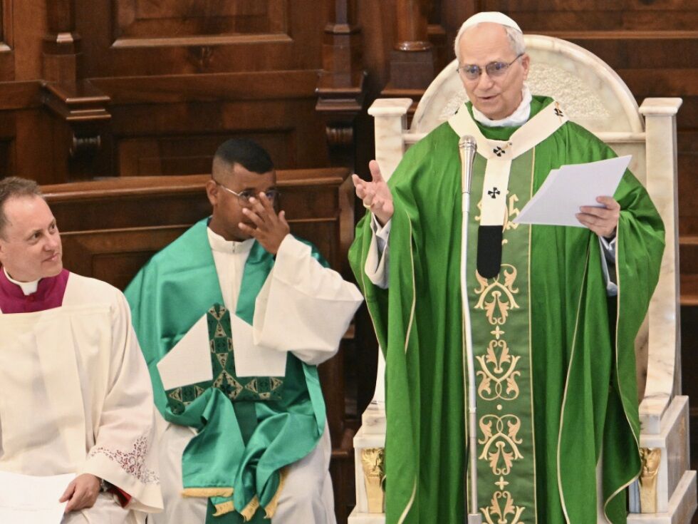 Papst Leo XIV. fordert Ende der "Barbarei des Krieges"