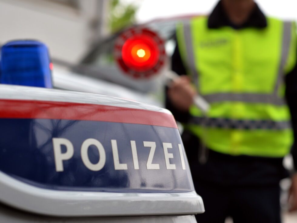 Pensionist raufte mit Frau auf der Straße in Wiener City