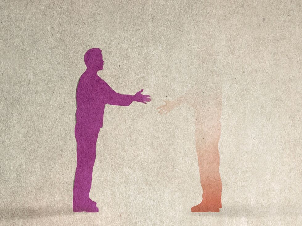 Študije potrdile ključno vlogo prijateljstev za dobrobit in daljše življenje