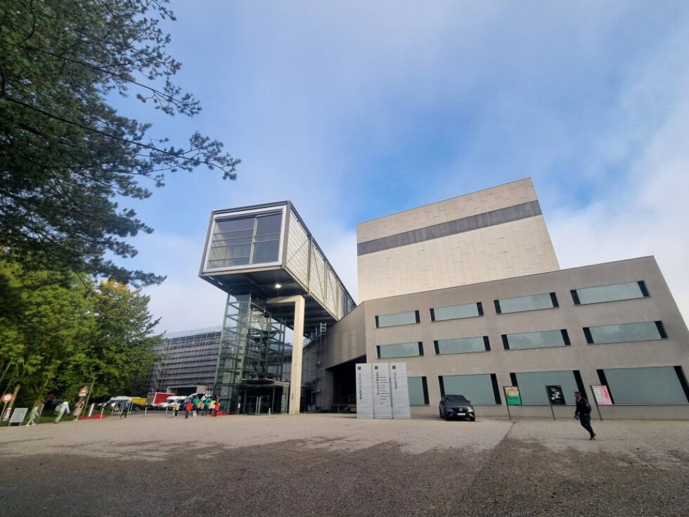 Publikum feiert Tanzstück "Borrowed Light" in Bregenz