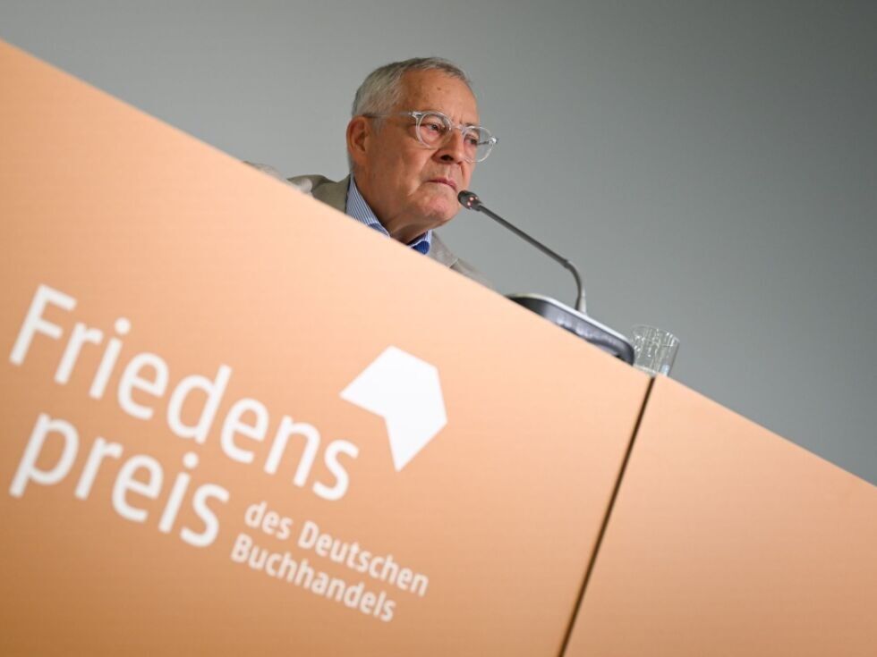 Putin-Kritiker Schlögel erhielt in Frankfurt Friedenspreis
