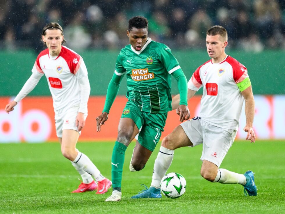 Rapid Dunaj potrdil milijonski prestop Sangaréja v Lens