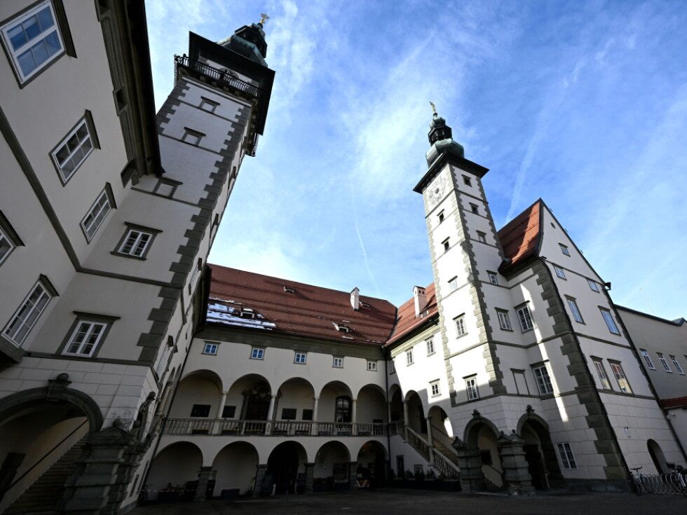 Rechnungshofkritik an Verkauf von Kärntner Landesvermögen