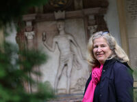 „Der Salzburger Sebastiansfriedhof ist ein lebendiger Friedhof“: Über Christian Doppler, den Kastraten Andrino und einen Groppermeister 