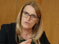 Regierung plant Großreform der Krankenkassen: Entgelte an Ärzte und Spitalsgehälter vereinheitlichen