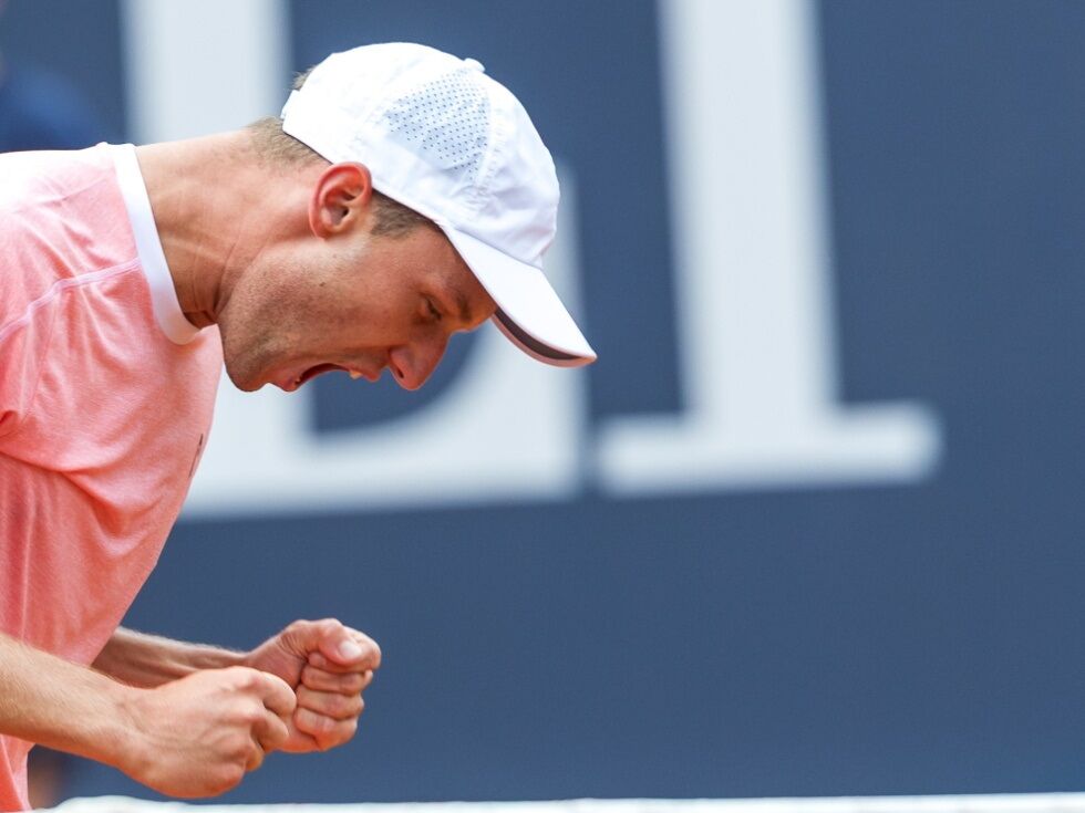 Rodionov in Wien gegen de Minaur, Misolic-Carabelli