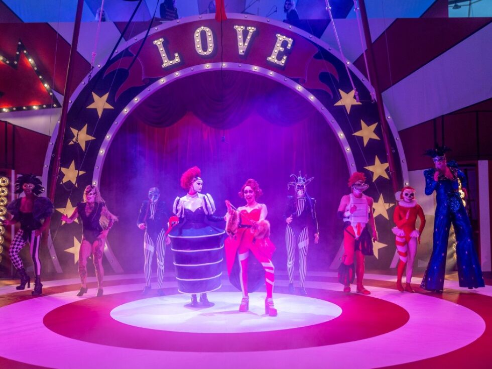 V Telfsu premierno uprizorjena "Romeo in Julija" v režiji Gregorja Bloéba