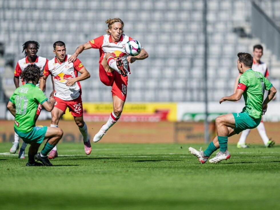 Salzburg: Kapetan Mads Bidstrup zaradi poškodbe odsoten