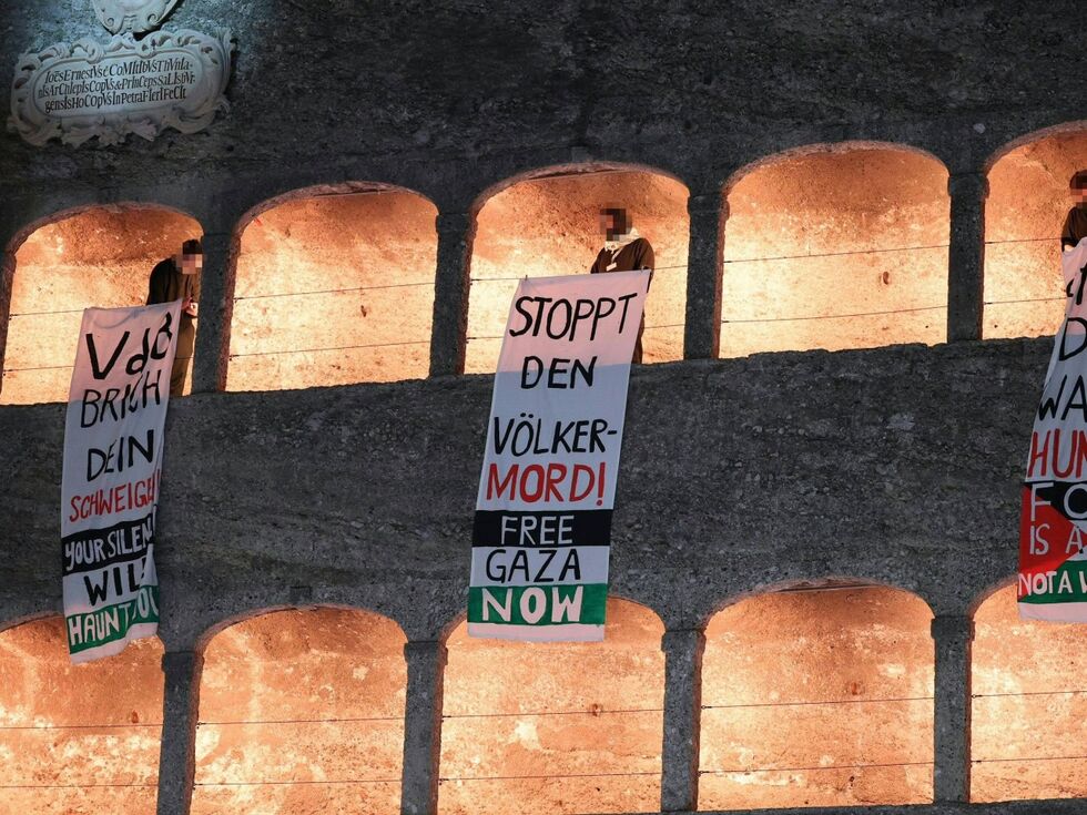 Salzburške igre razpravljajo o vojni skozi "Poslednje dni človeštva"