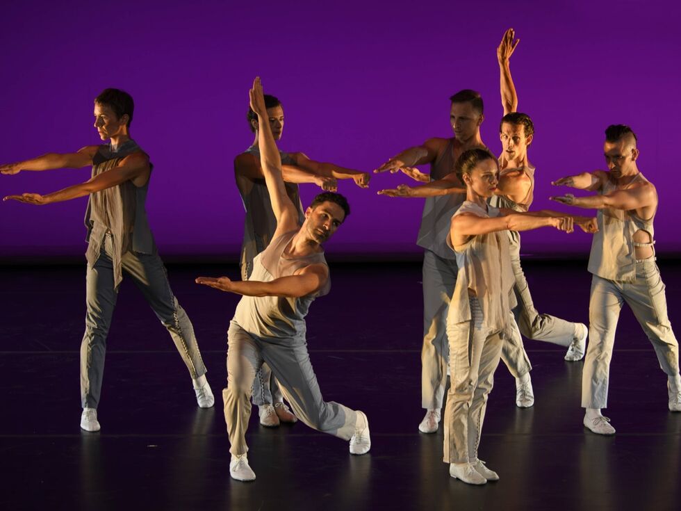 Salzburger Festspiele: Lucinda Childs trickst Zeit und Raum aus