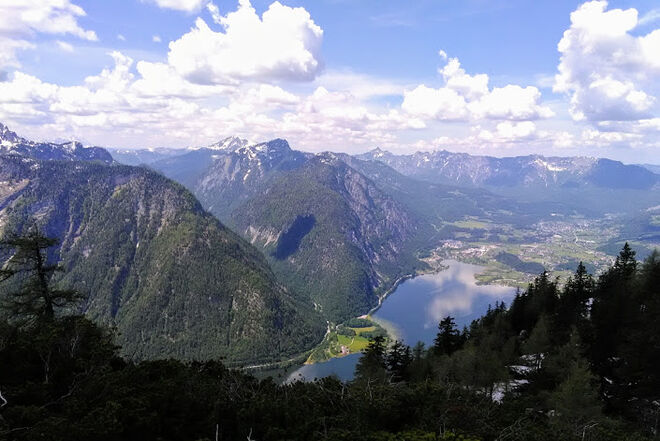 Blick auf Bad Goisern und den Hallstätter See