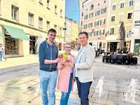 Sie laden zum Feiern in die Linzergasse