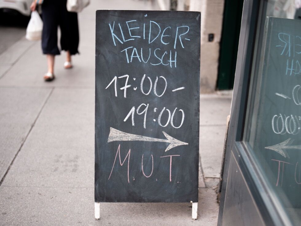 Dunajski socialni zavod vabi na izmenjavo oblačil za zaščito podnebja