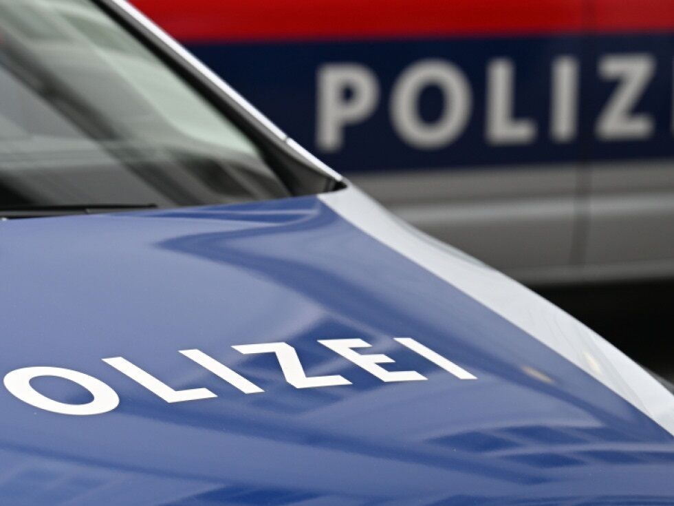 Tirolska policija z udarcem proti narkosceni, aretiranih več deset oseb