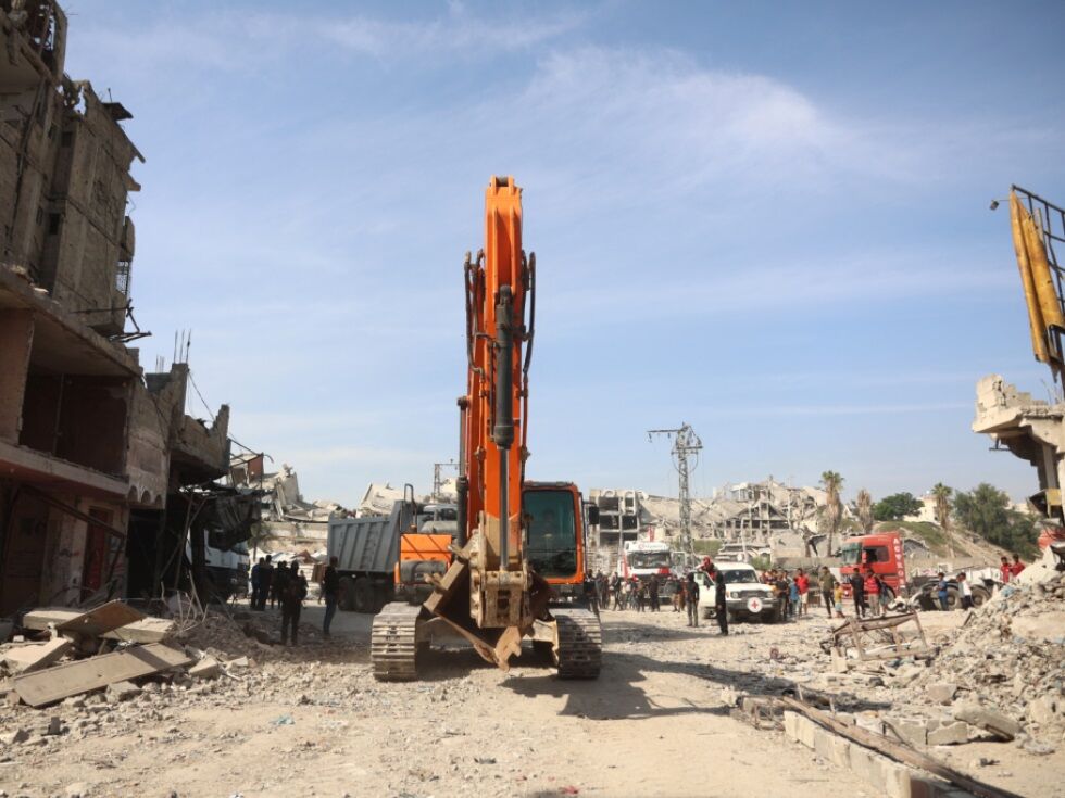 V izraelskem zračnem napadu v Gazi ubit moški kljub dogovorjeni prekinitvi ognja