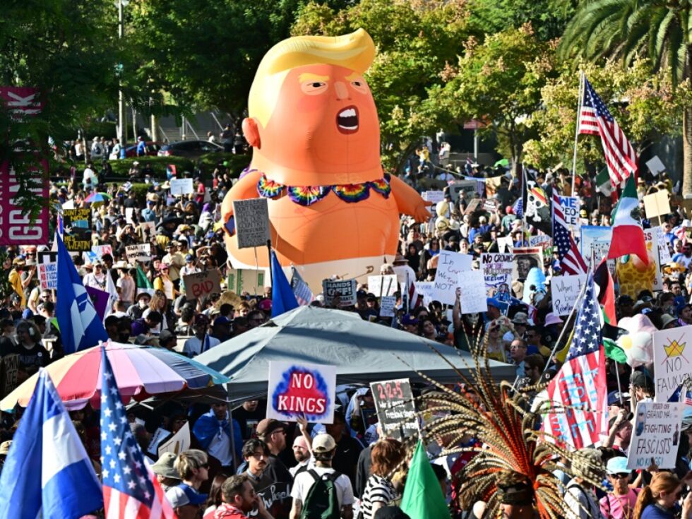 Trump nach Massenprotesten: "Ich bin kein König"