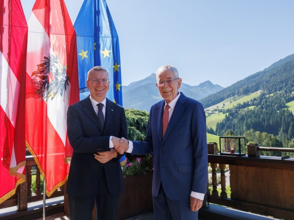 Van der Bellen v Alpbachu pozval Avstrijo, naj se zgleduje po baltskih državah