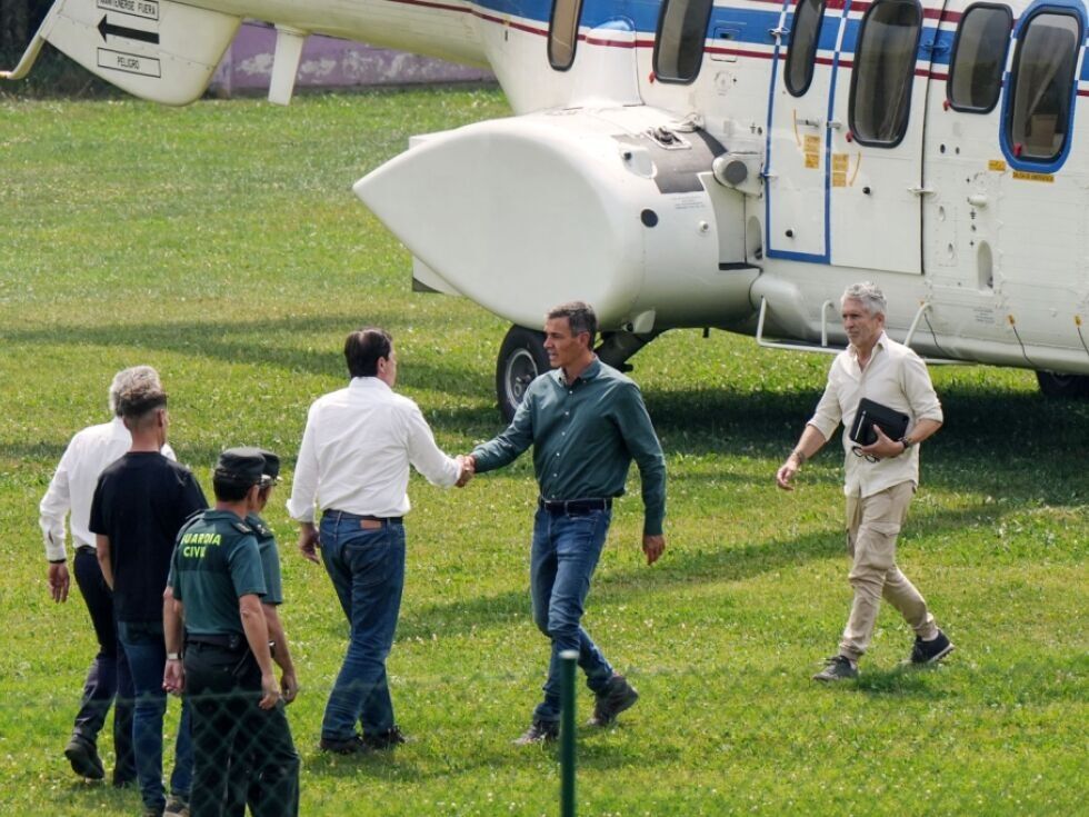 Španski premier Sánchez prekinil dopust zaradi obsežnih požarov