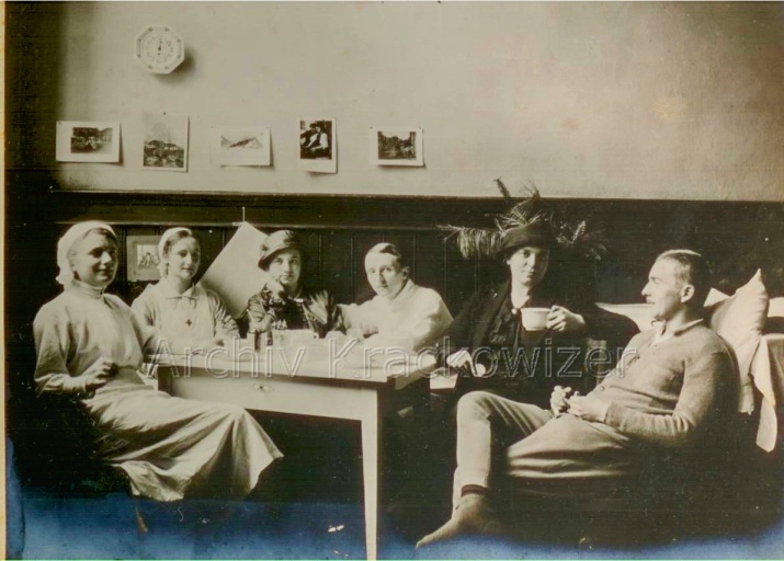Datei:Reserverlazarett Andräschule Salzburg Erster Weltkrieg Schuchter Beuerlein.jpg