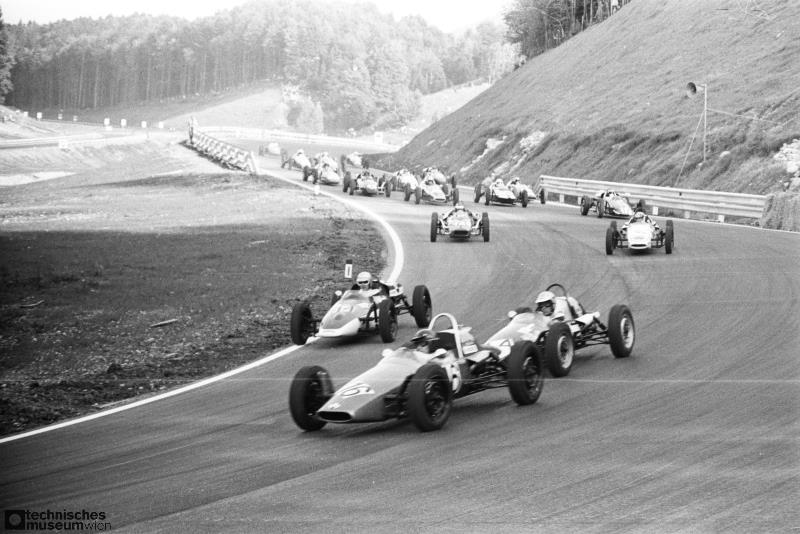 Datei:Salzburgring 1969 Eröffnungswochenende Formel Vau 01.jpg