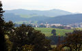 Ausblick vom Schlossbergweg nach Lengau.jpg