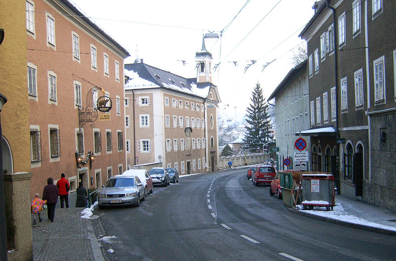 Datei:Bärenwirt am Müllner Hügel.jpg