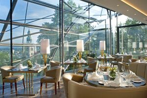 Hotel Schloss Mönchstein Glass Garden Restaurant 02.jpg