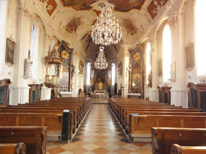 Pfarrkirche Prien.JPG