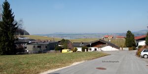 Schoarerbergstraße (Henndorf am Wallersee).jpg