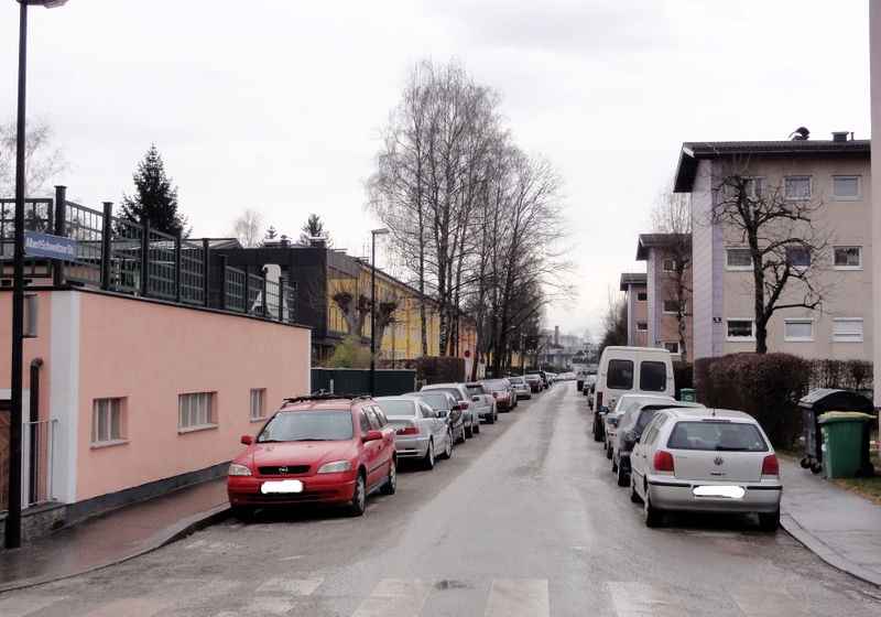 Datei:Albert-Schweitzer-Straße.jpg