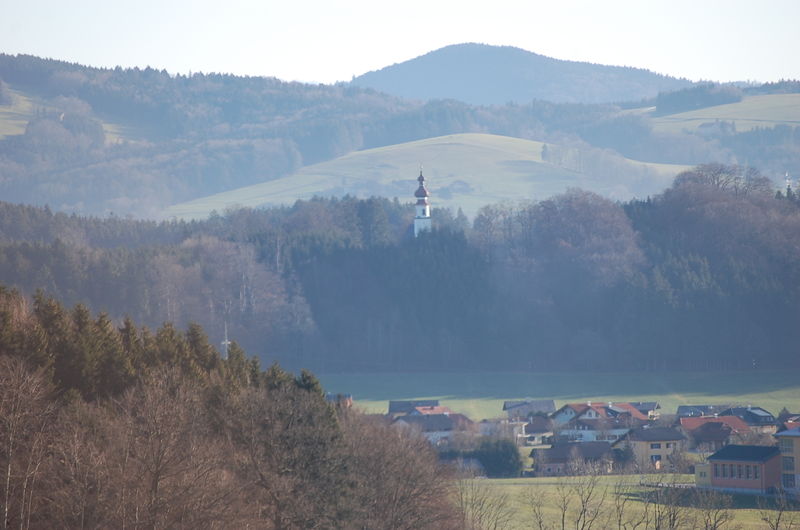 Datei:Filialkirche St. Johann.jpg