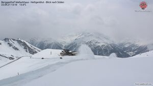 Großglockner Hochalpenstraße Schneeräumung 2021 25.jpg