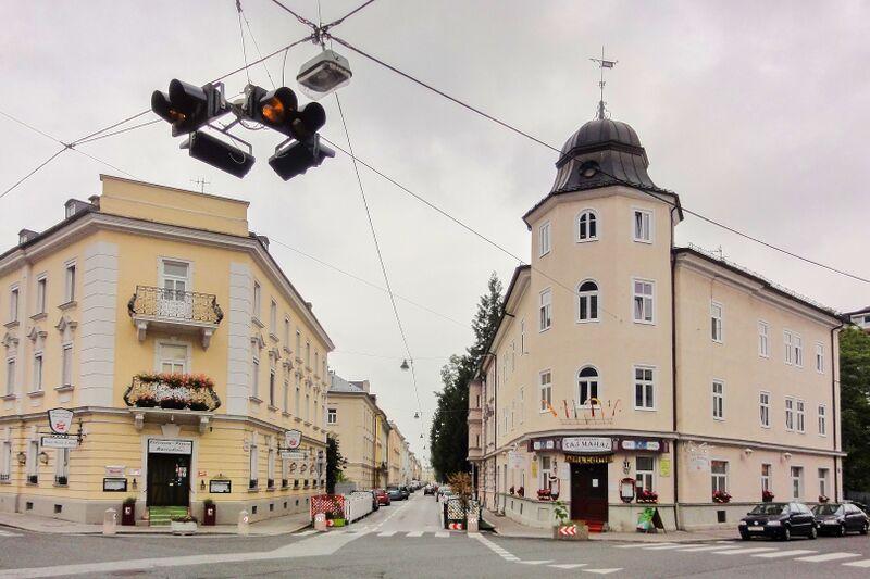 Datei:Lasserstraße Salzburg 2012-09-03 09.36.31.jpg
