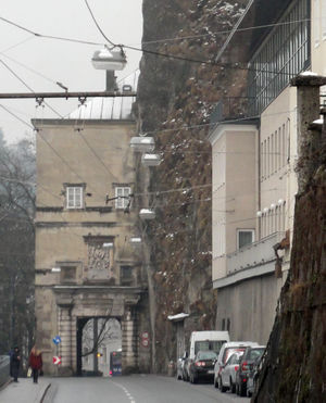 Klausentor, nördliche Ansicht.jpg