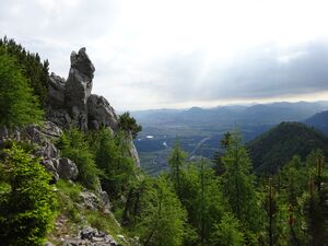 Ausblick vom Hochstaufen nach Salzburg.JPG