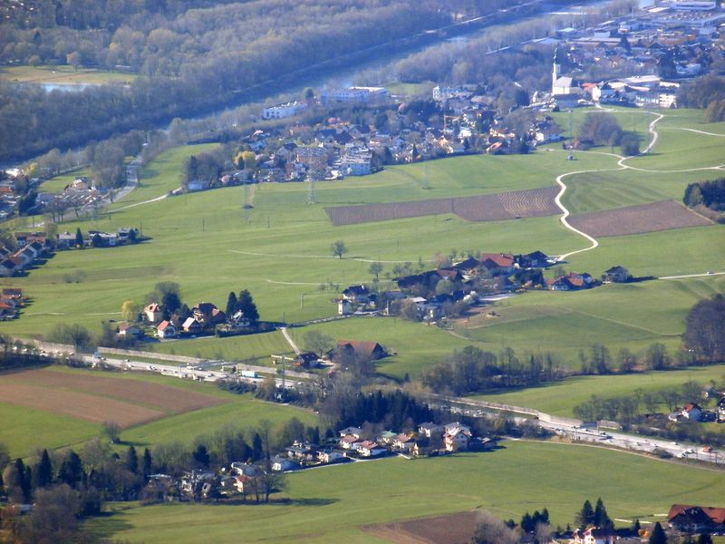 Datei:Bergheim, Ansicht vom Gaisberg.jpg