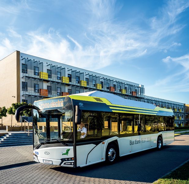 Datei:BusoftheYear.jpg