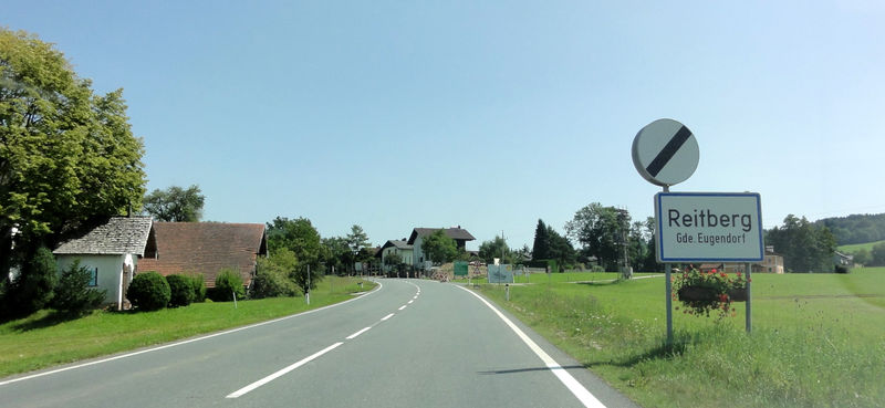 Datei:Ortschaftsbeginn Reitberg v. West.jpg