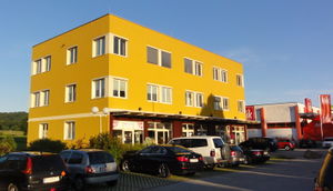 Gesundheitszentrum in Neumarkt.JPG