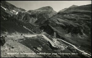 Gletscherstraße Freiwandkehren gegen Pfandlscharte 1936.jpg