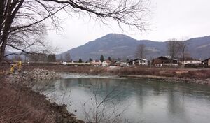 Im Bau Salzachsteg Süd mit Umgebungsansicht.JPG