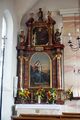 Li. Seitenaltar in der Pfarrkirche Hallwang.jpg