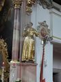 Pfarrkirche Oberau, Statue.JPG