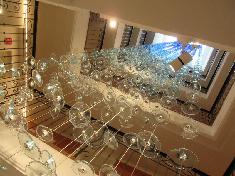 Datei:Stiegenhausblick nach oben.jpg
