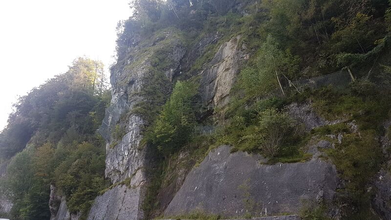 Datei:Tunnel Plomberg (SKGLB).jpg