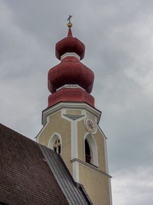 Kirchturm in Irrsdorf.jpg